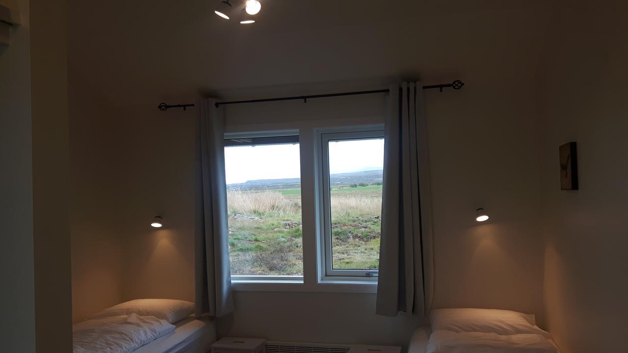 Hjartarstathir Guesthouse Eidar エクステリア 写真